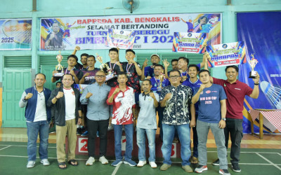 Juara 2 Pertandingan Bulu tangkis Bimbim Cup I